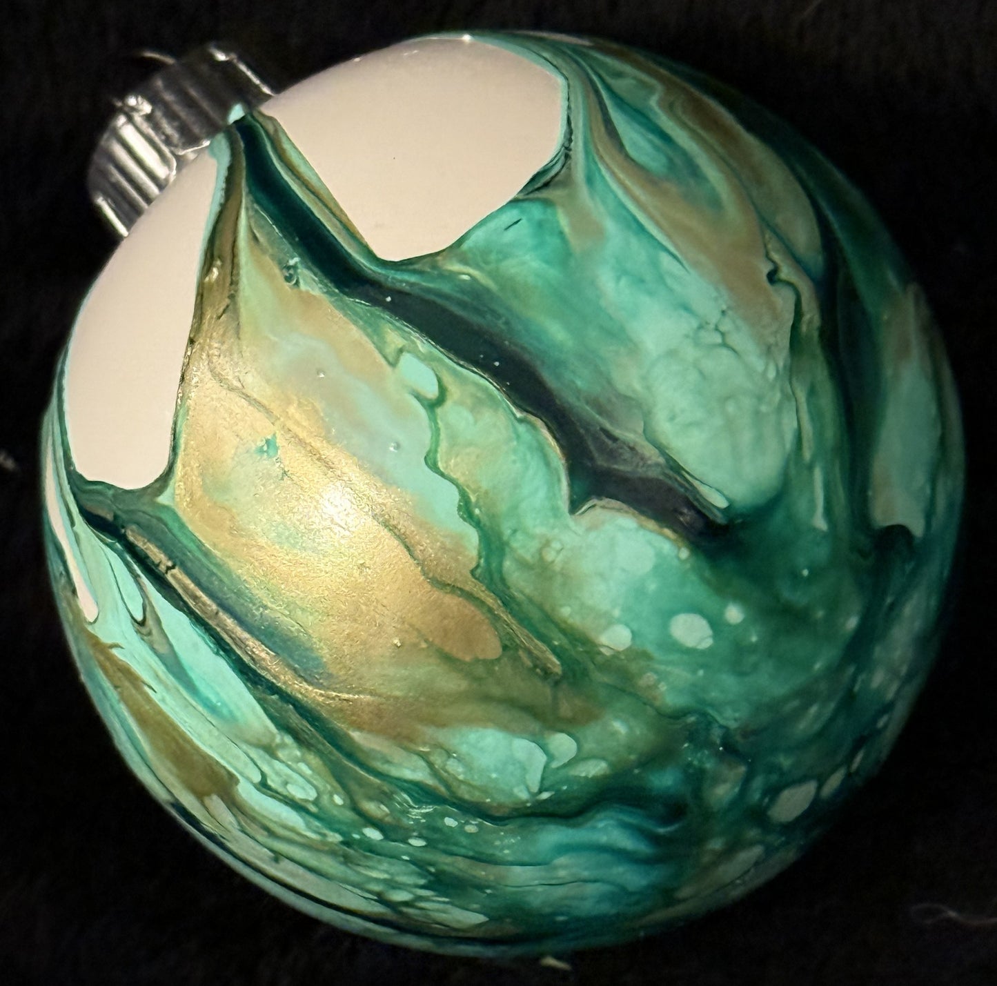 Acrylic Pour Ornament